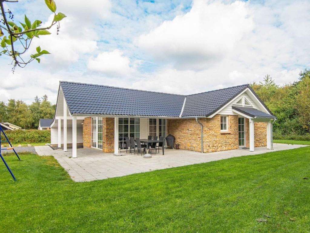 6 Person Holiday Home In Ansager Eksteriør bilde